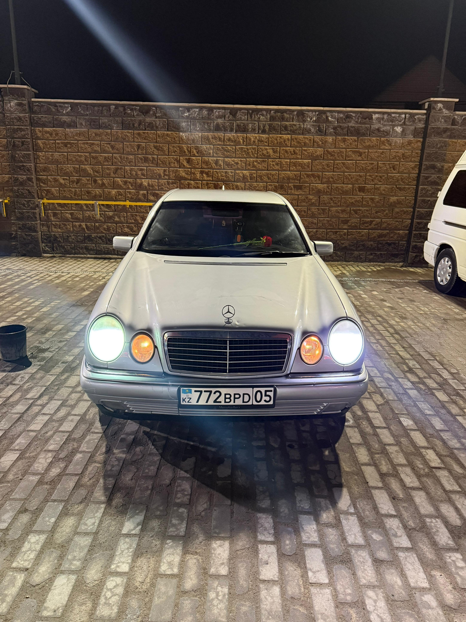 Mercedes-Benz E-Класс 1998
