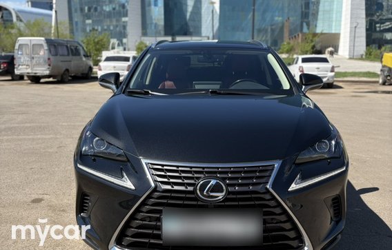 Lexus NX 2021
