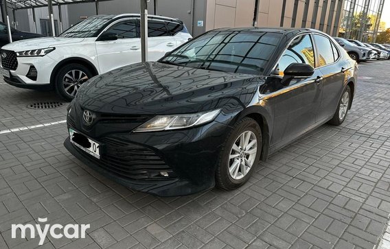Toyota Camry 2020