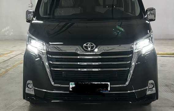 Toyota Granvia 2025
