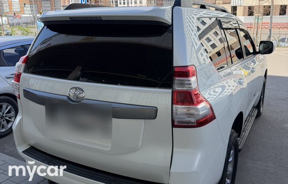 Toyota Land Cruiser Prado 2014