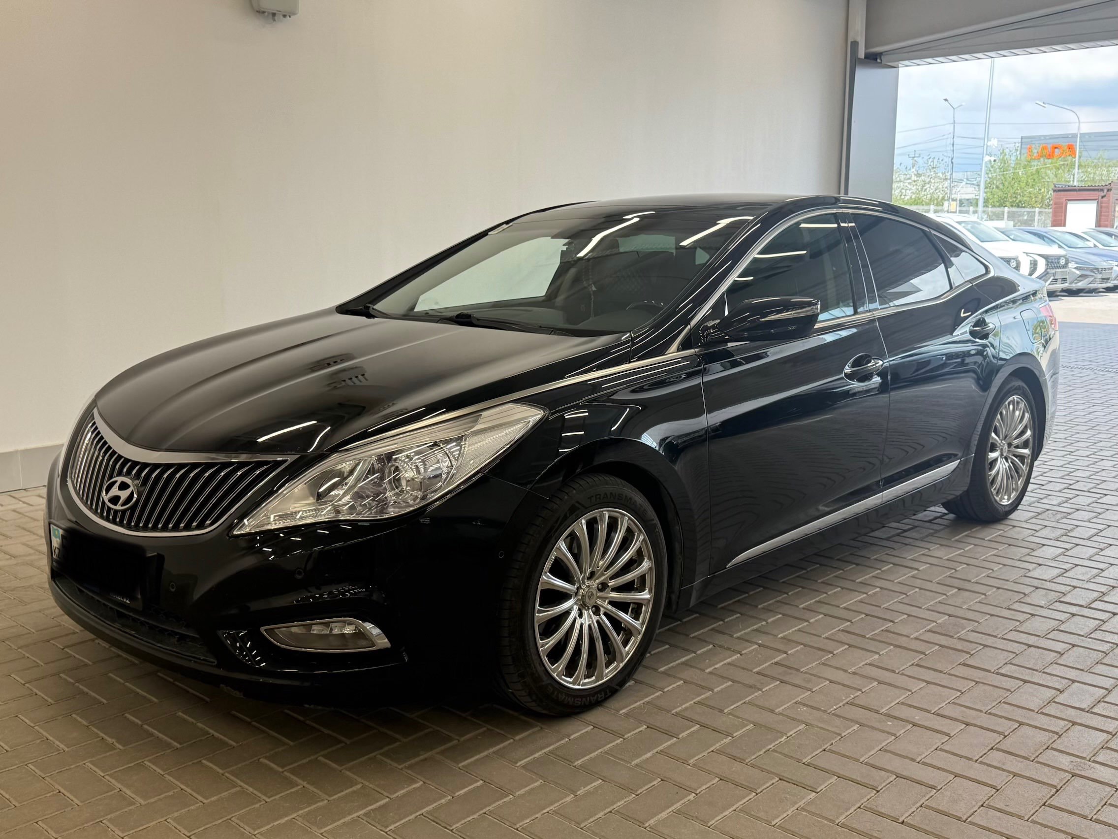 Hyundai Grandeur 2012