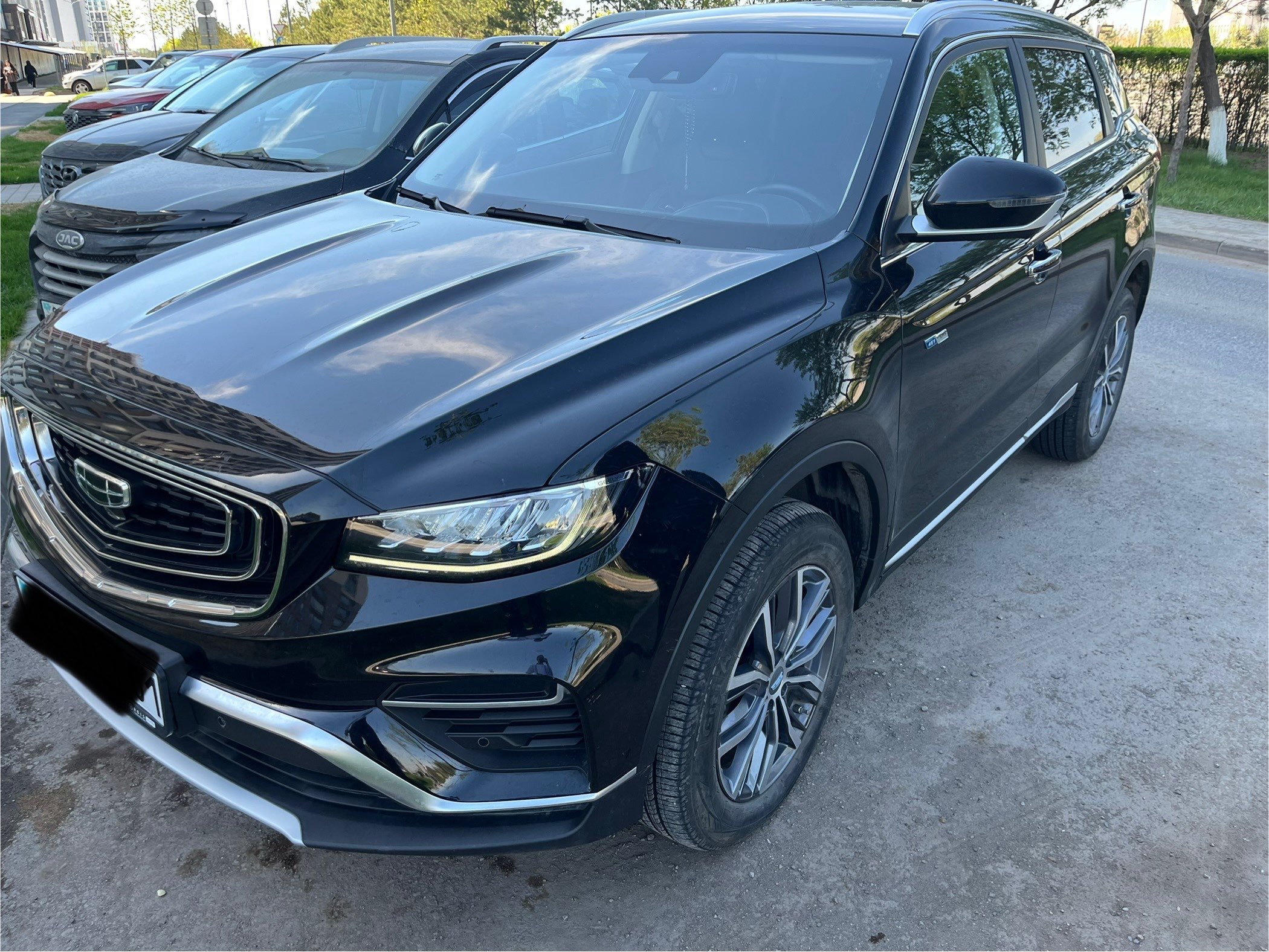 Geely Azkarra 2023