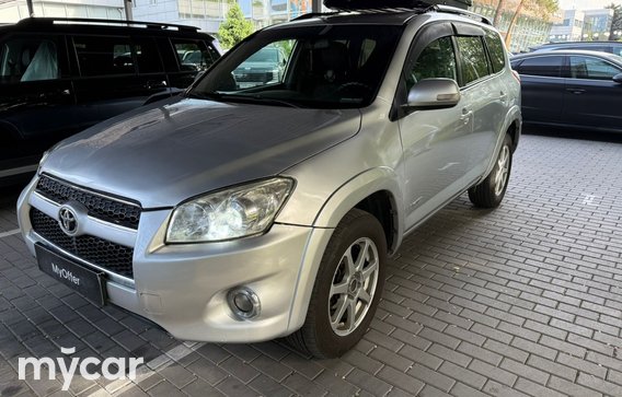 Toyota RAV4 2011