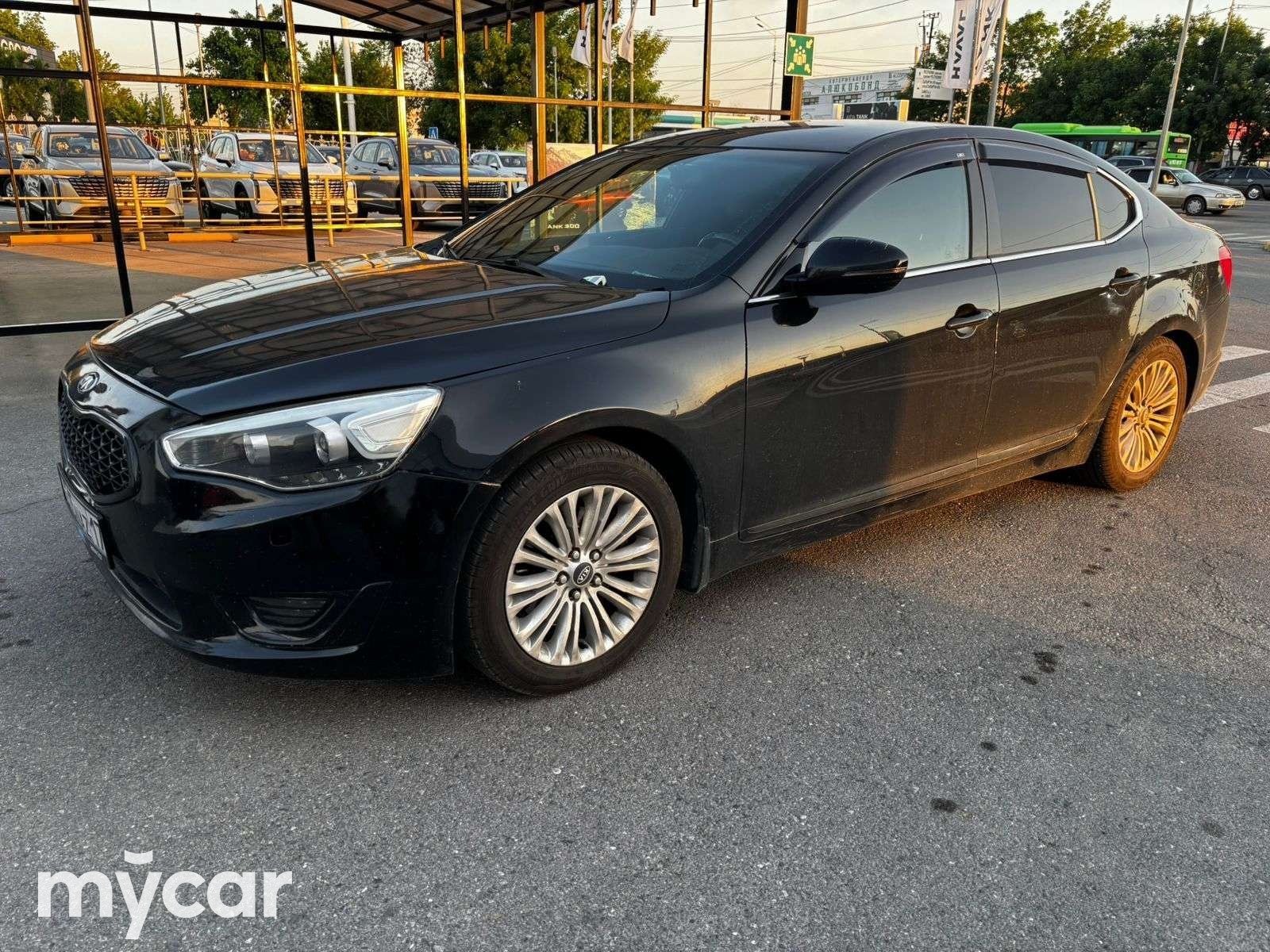 Kia Cadenza 2014