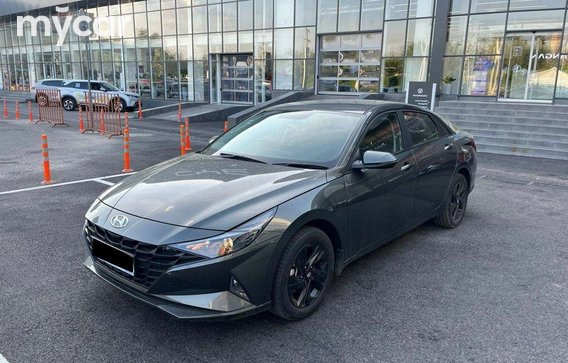 Hyundai Elantra 2022