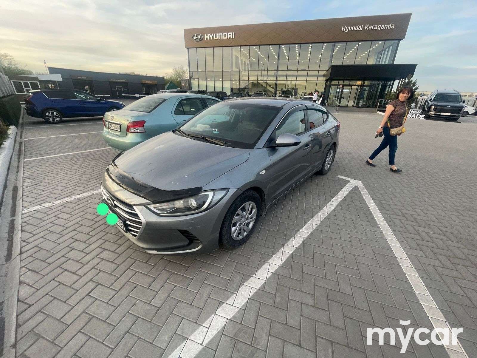 Hyundai Elantra 2017