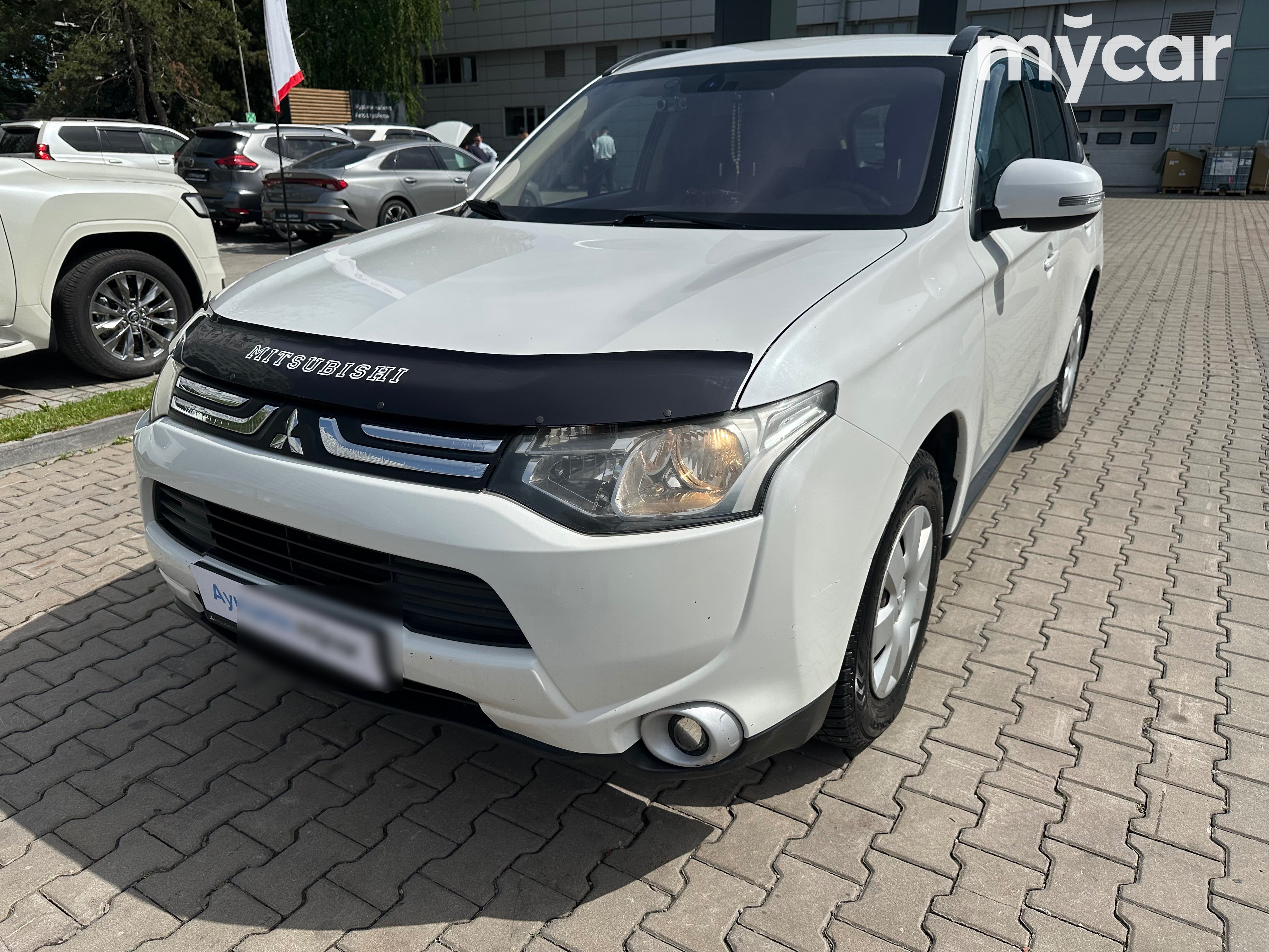 Mitsubishi Outlander 2013