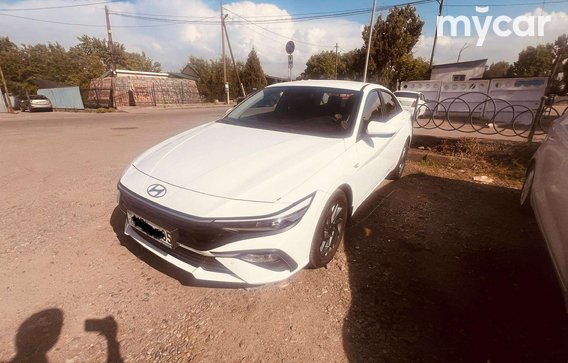 Hyundai Elantra 2025