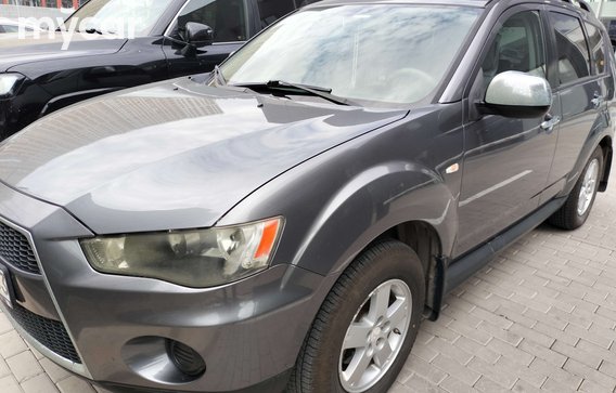 Mitsubishi Outlander 2010