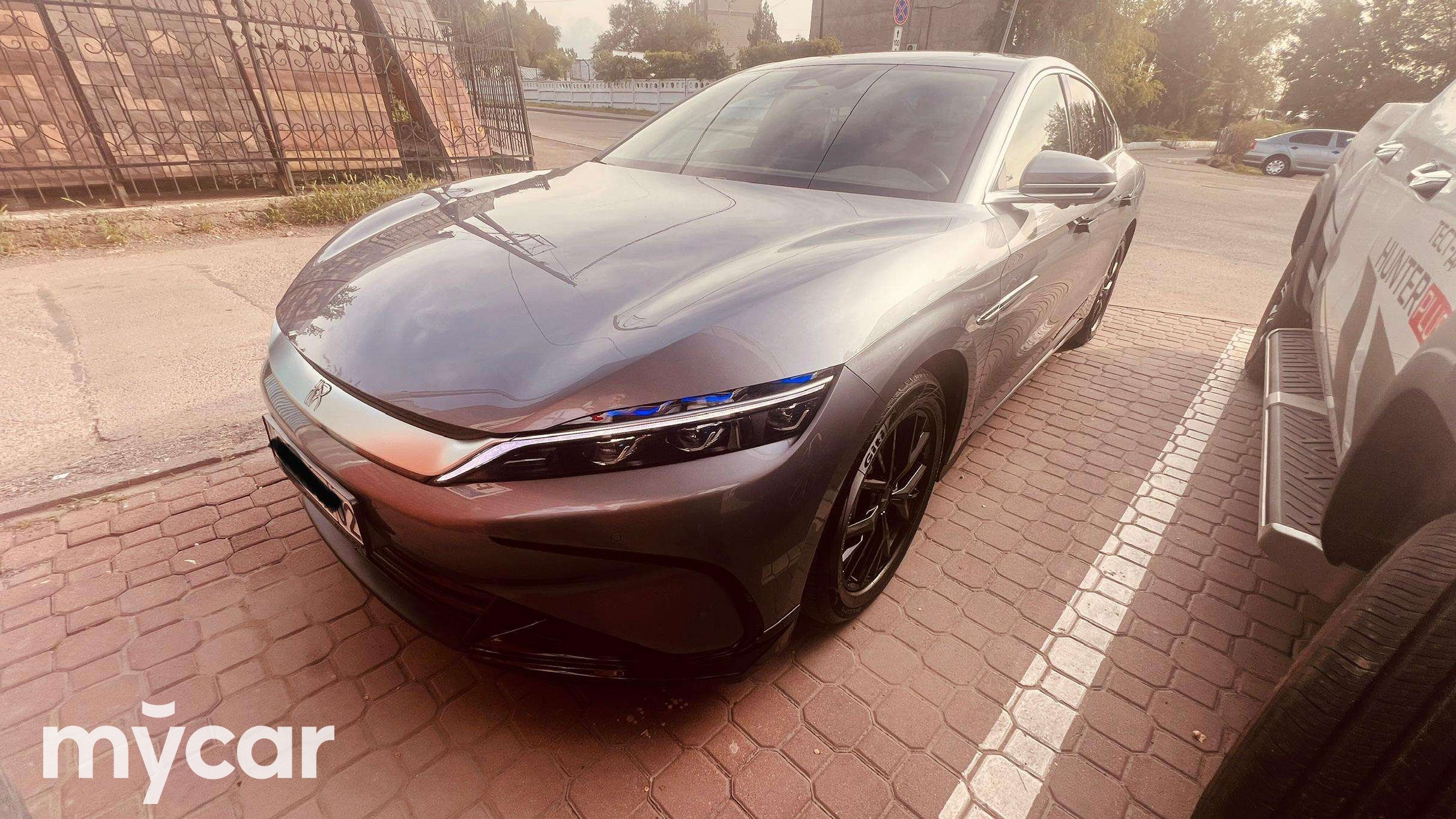 BYD Han 2024