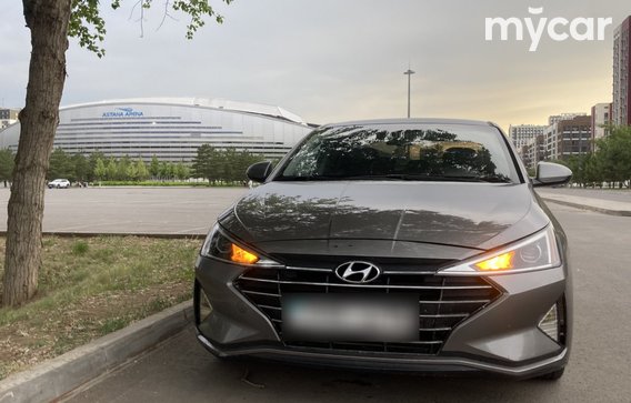 Hyundai Elantra 2020