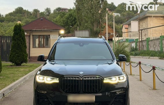 BMW X7 2020
