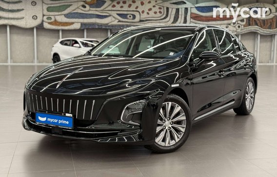 Hongqi E-QM5 2024