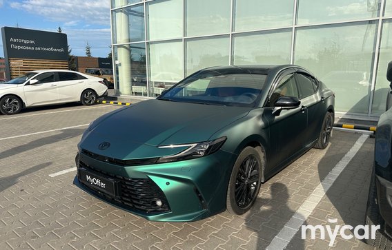 Toyota Camry 2025