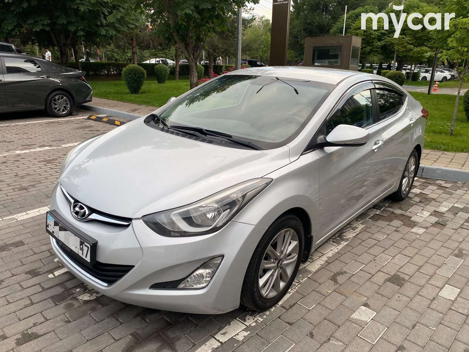 Hyundai Elantra 2016