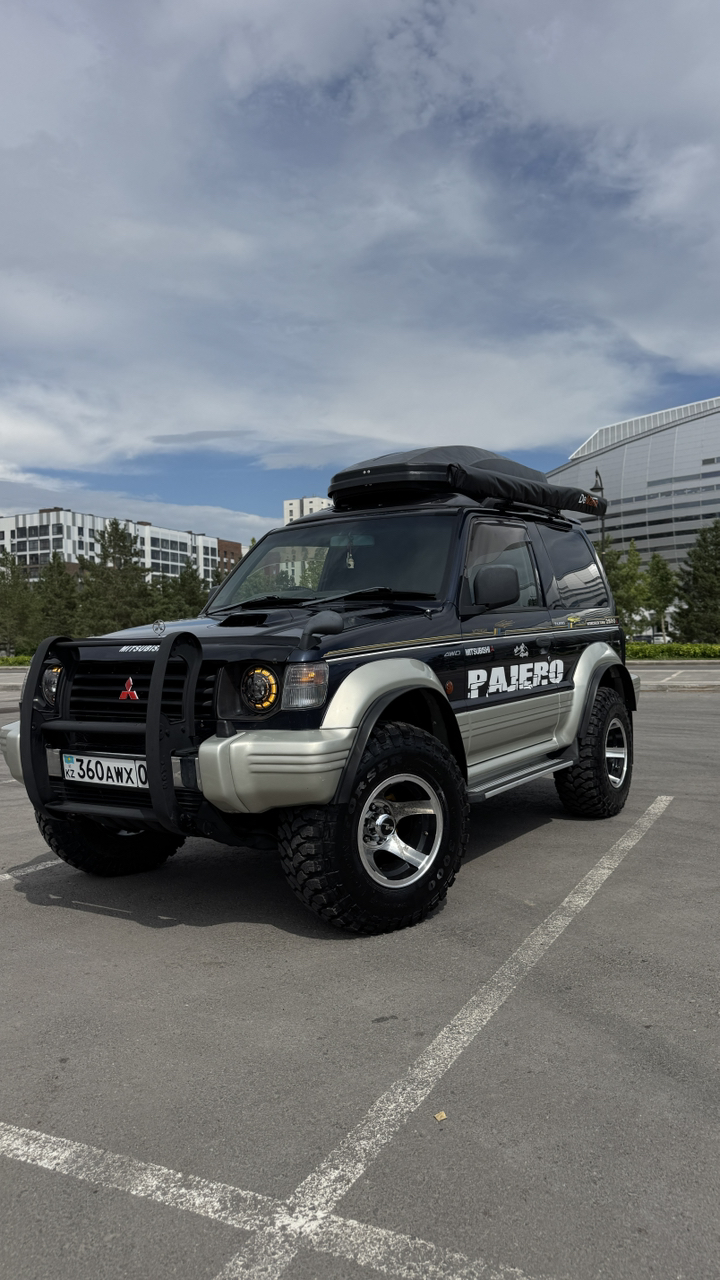 Mitsubishi Pajero 1995