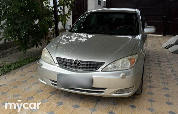 Toyota Camry 2004