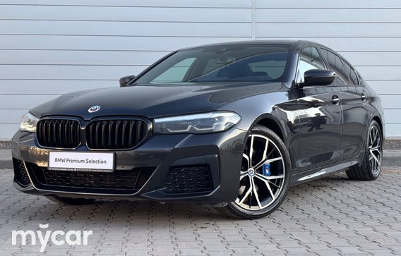 BMW 5 серия 2022