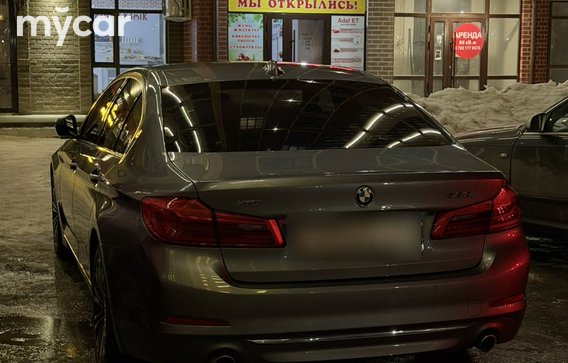 BMW 5 серия 2017