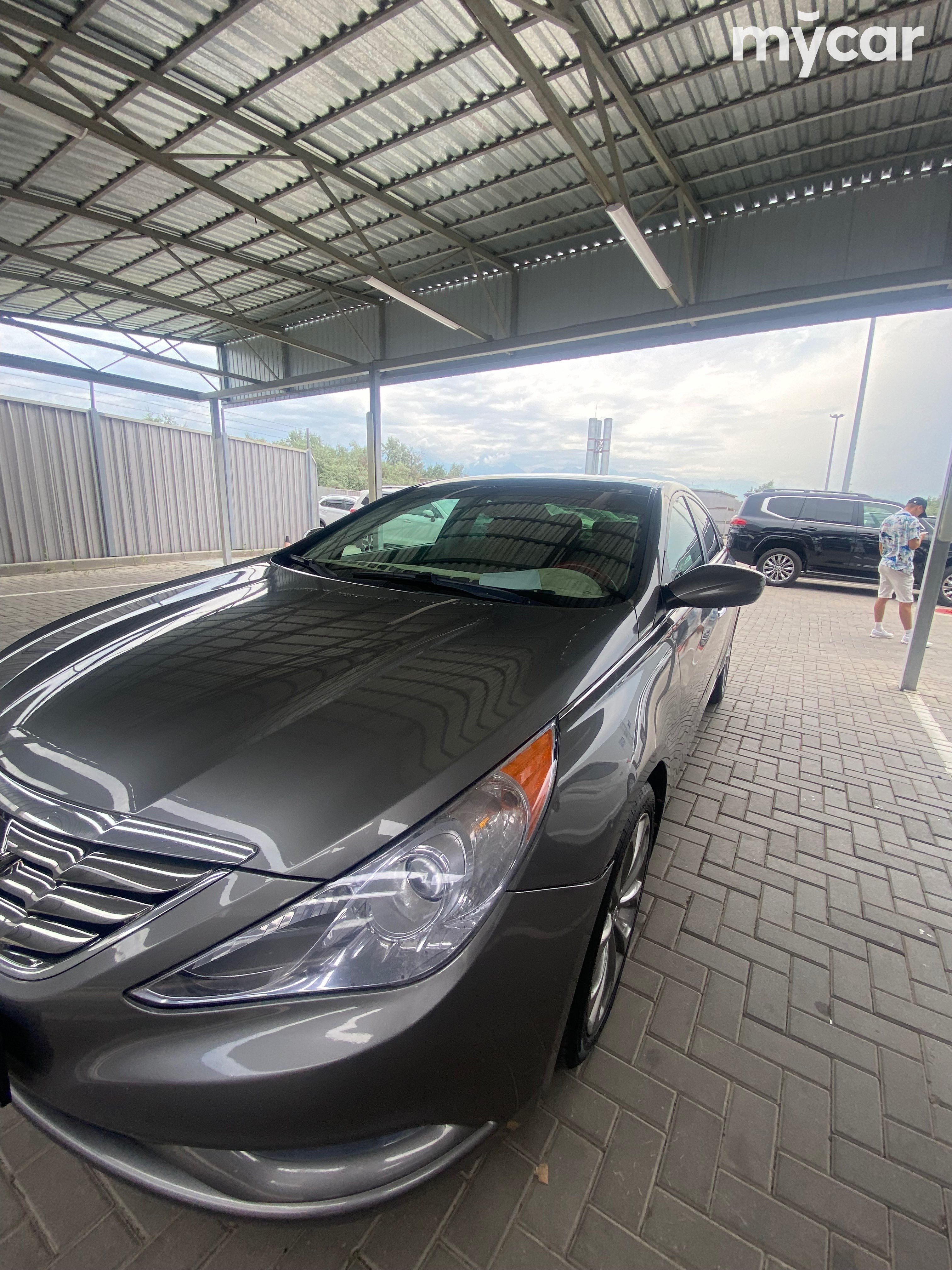 Hyundai Sonata 2010