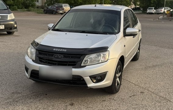LADA Granta 2015