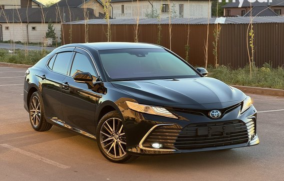 Toyota Camry 2024