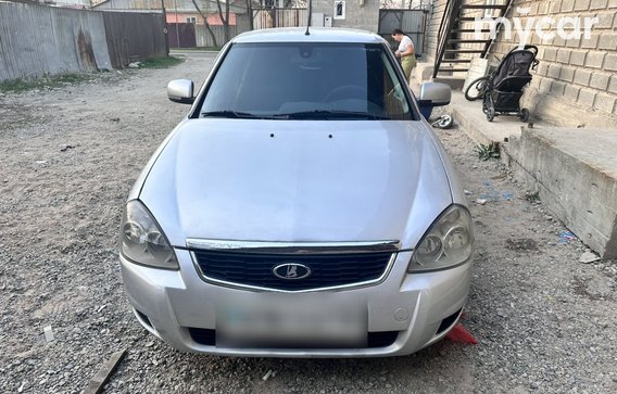 LADA Priora 2013