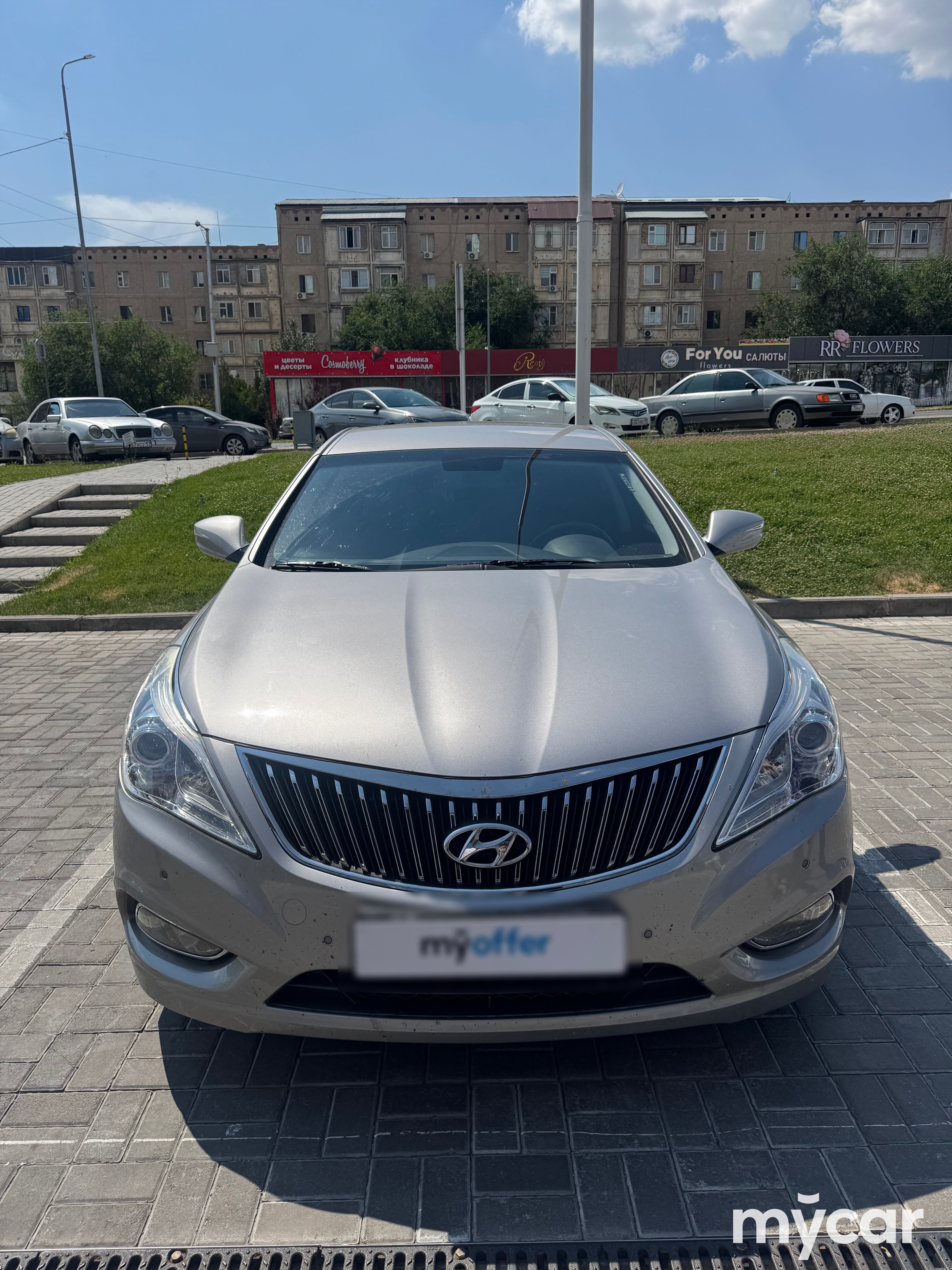 Hyundai Grandeur 2013