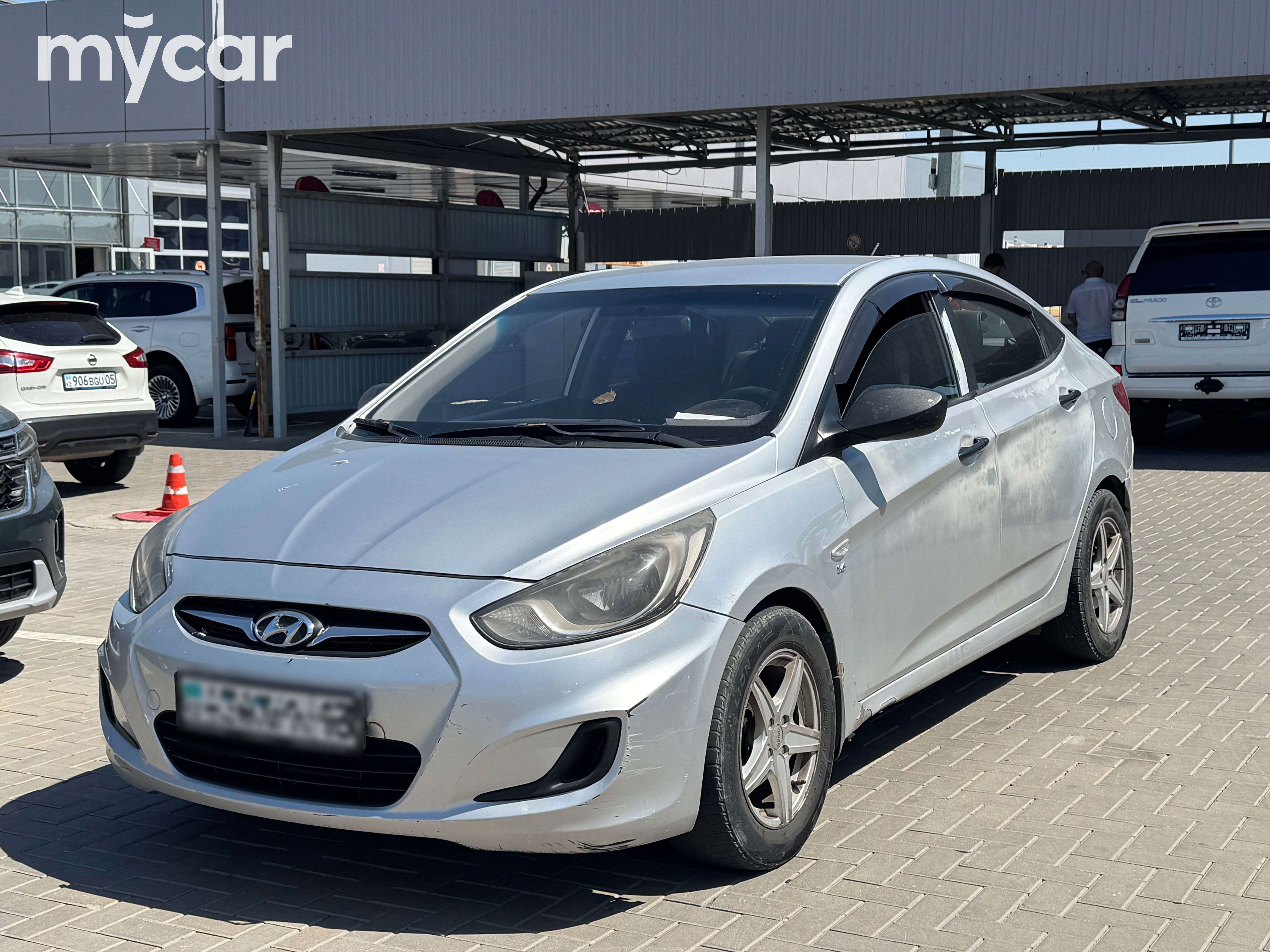 Hyundai Accent 2013