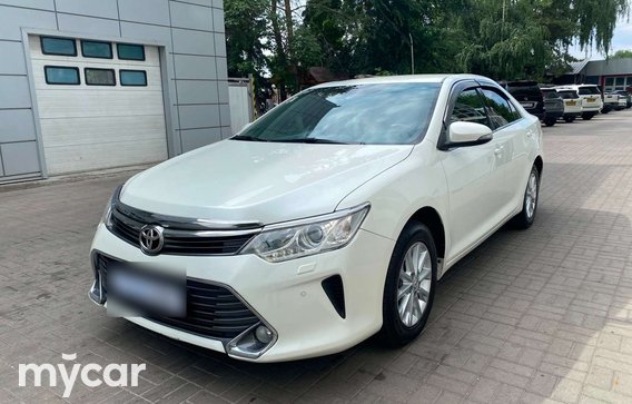 Toyota Camry 2015