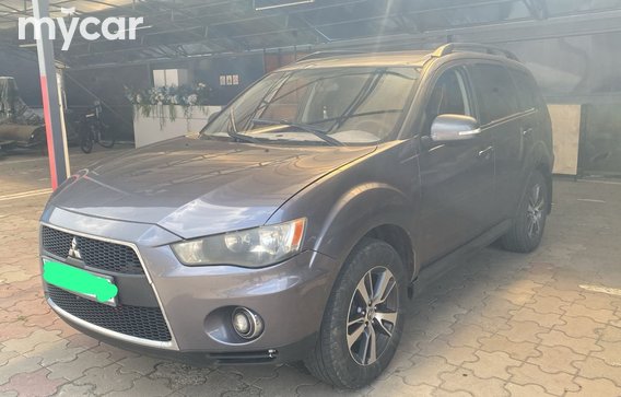 Mitsubishi Outlander 2010