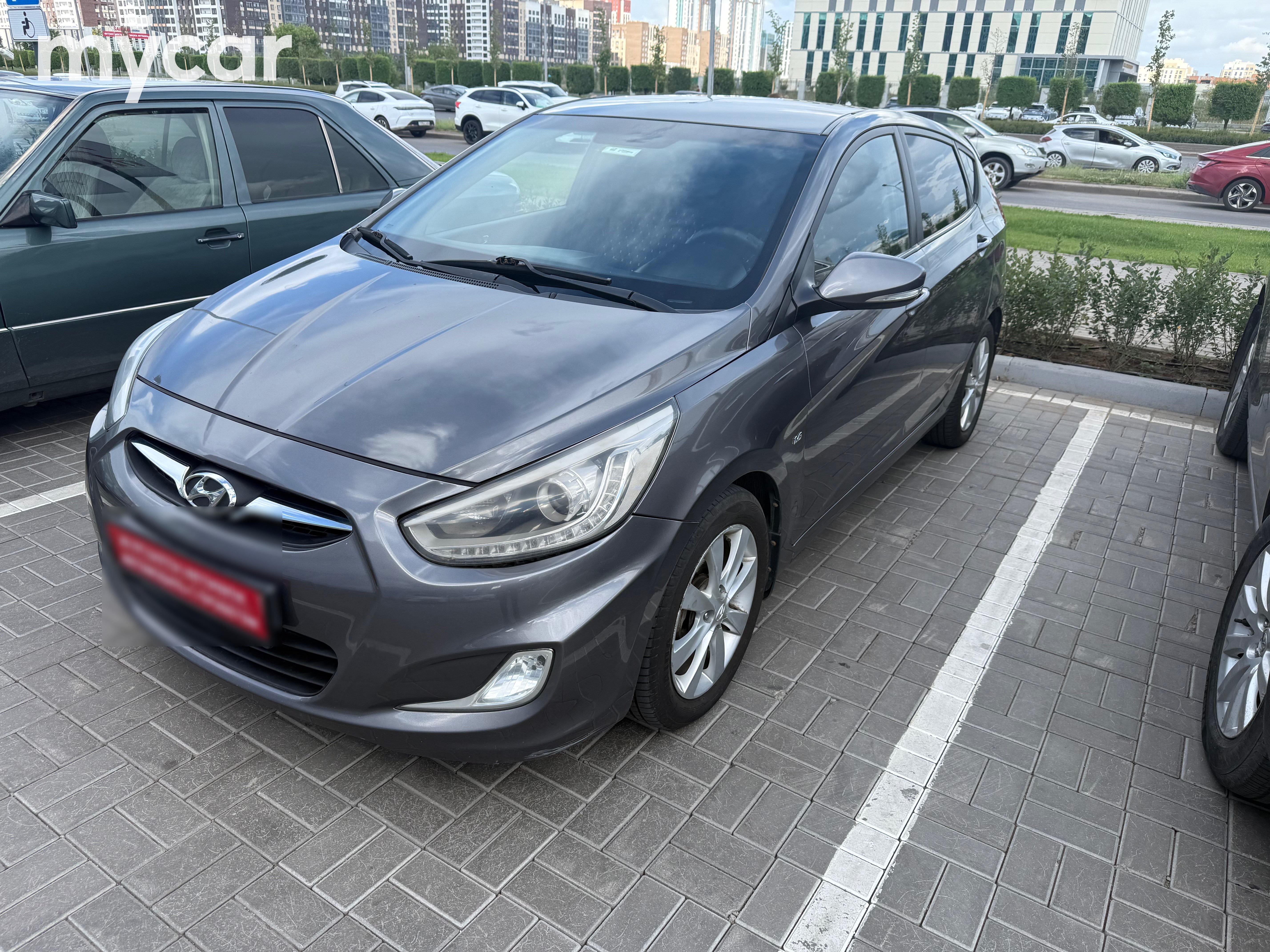 Hyundai Accent 2014