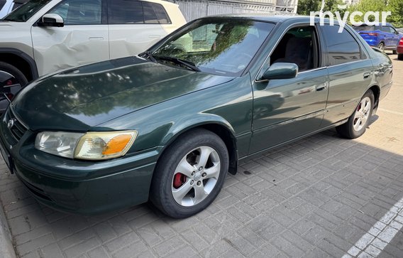 Toyota Camry 2000