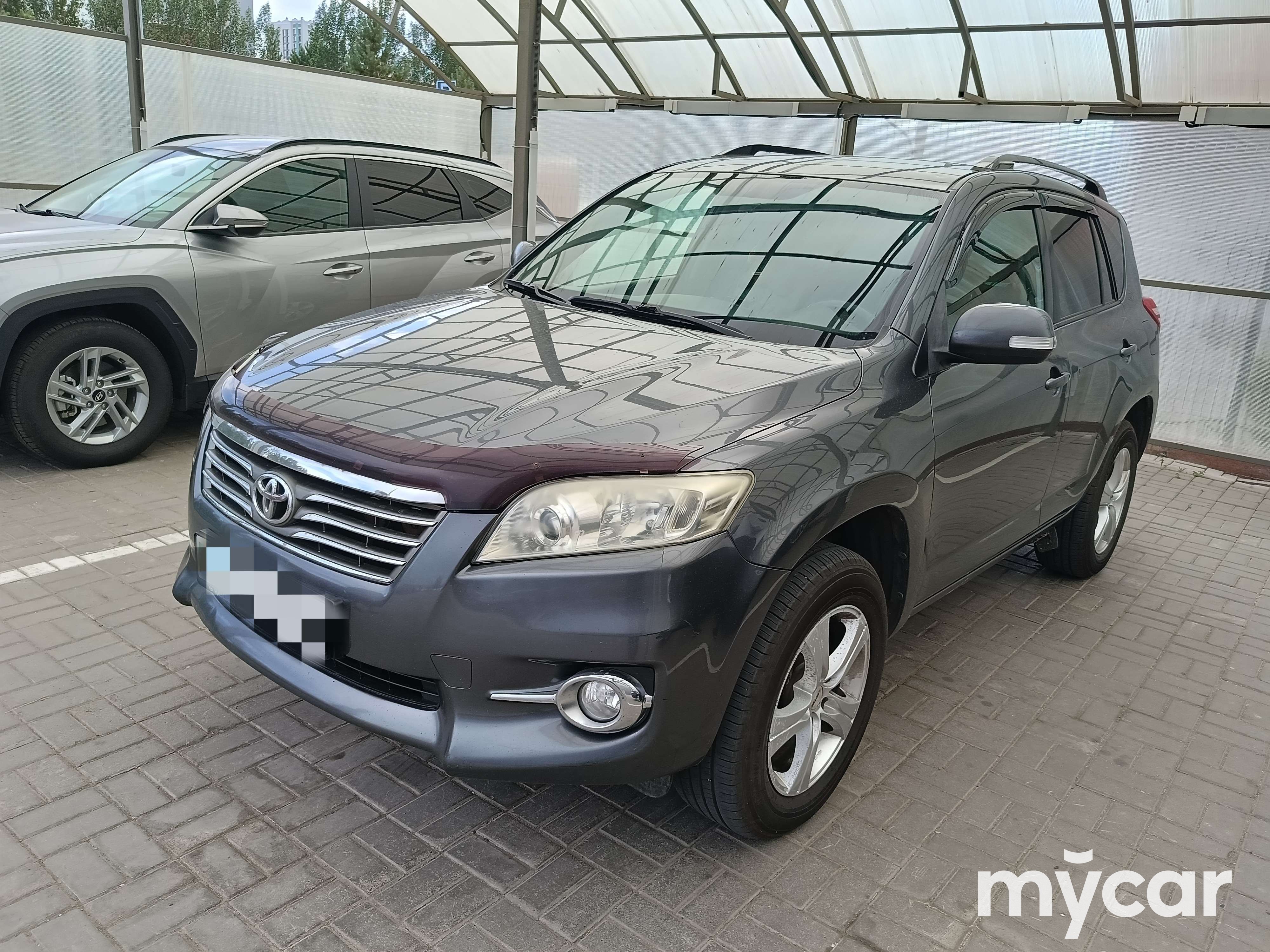 Toyota RAV4 2011