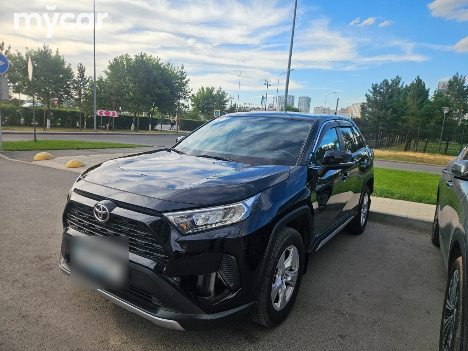 Toyota RAV4 2021