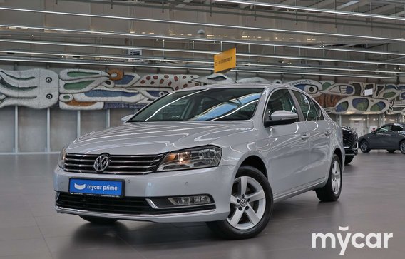 Volkswagen Passat 2011