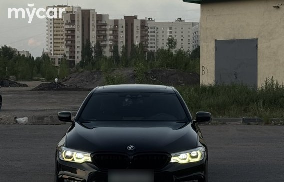 BMW 5 серия 2017