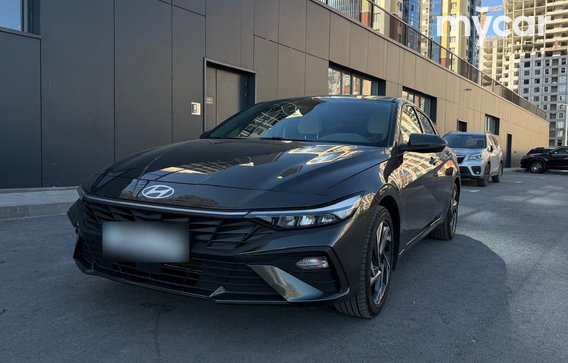 Hyundai Elantra 2025