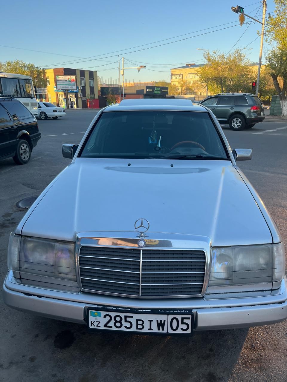 Mercedes-Benz E-Класс 1993