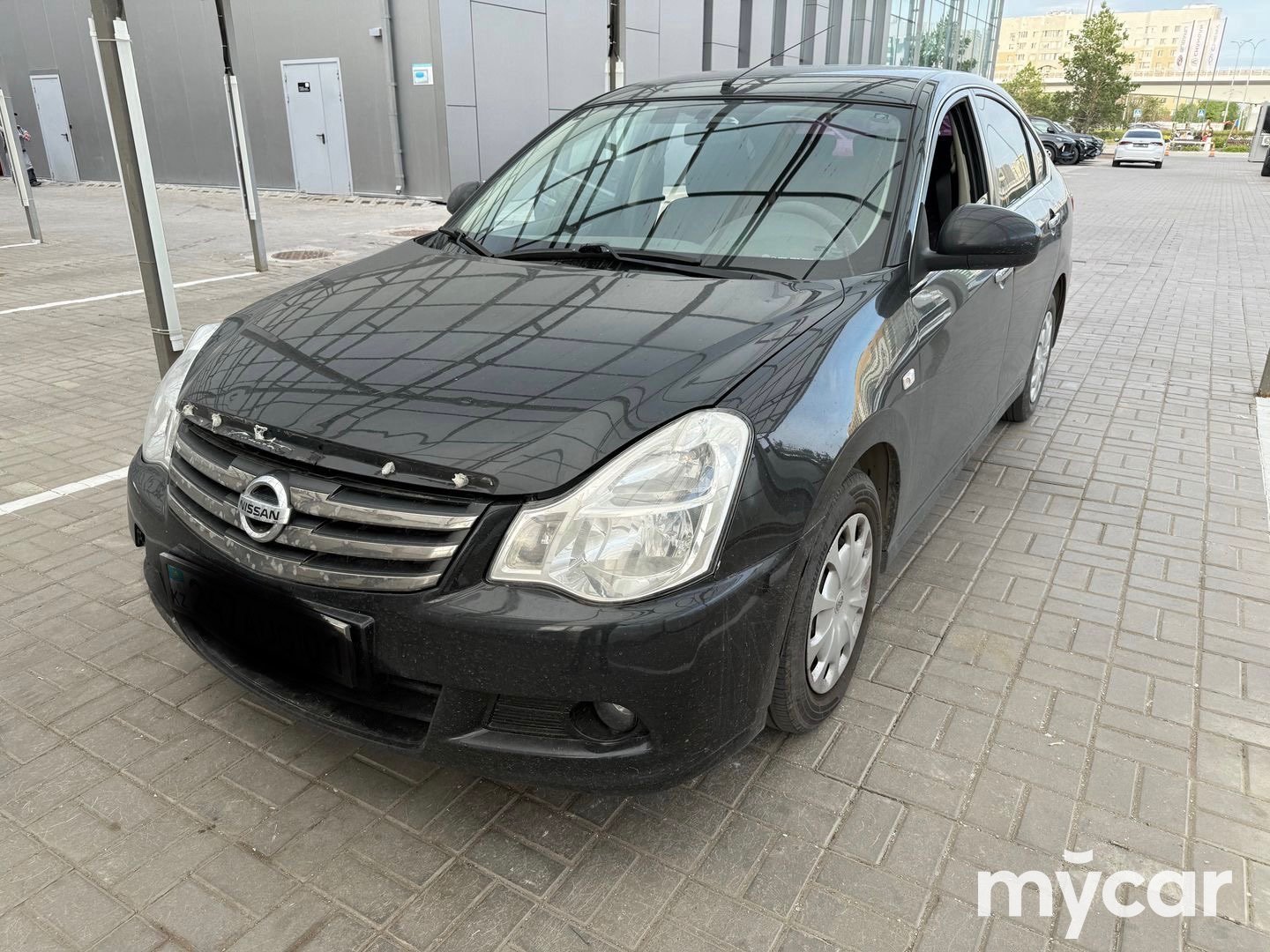 Nissan Almera 2015