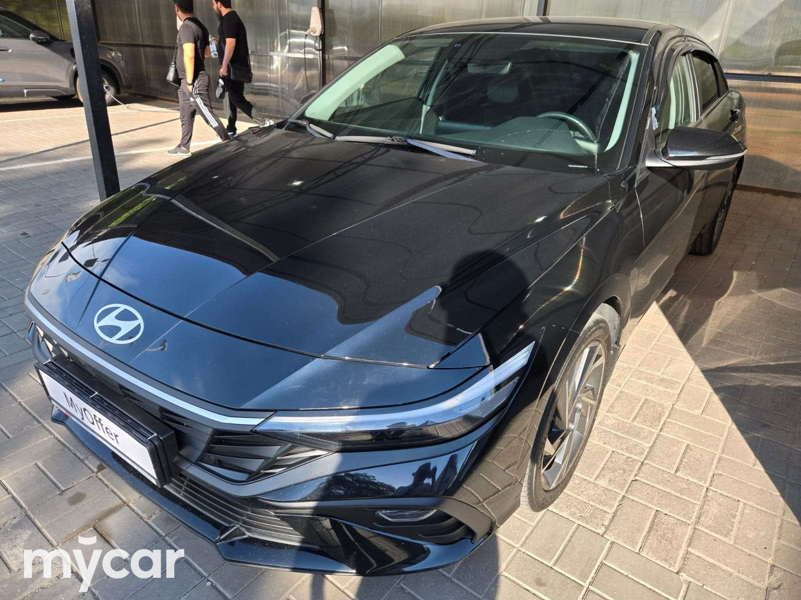 Hyundai Elantra 2024