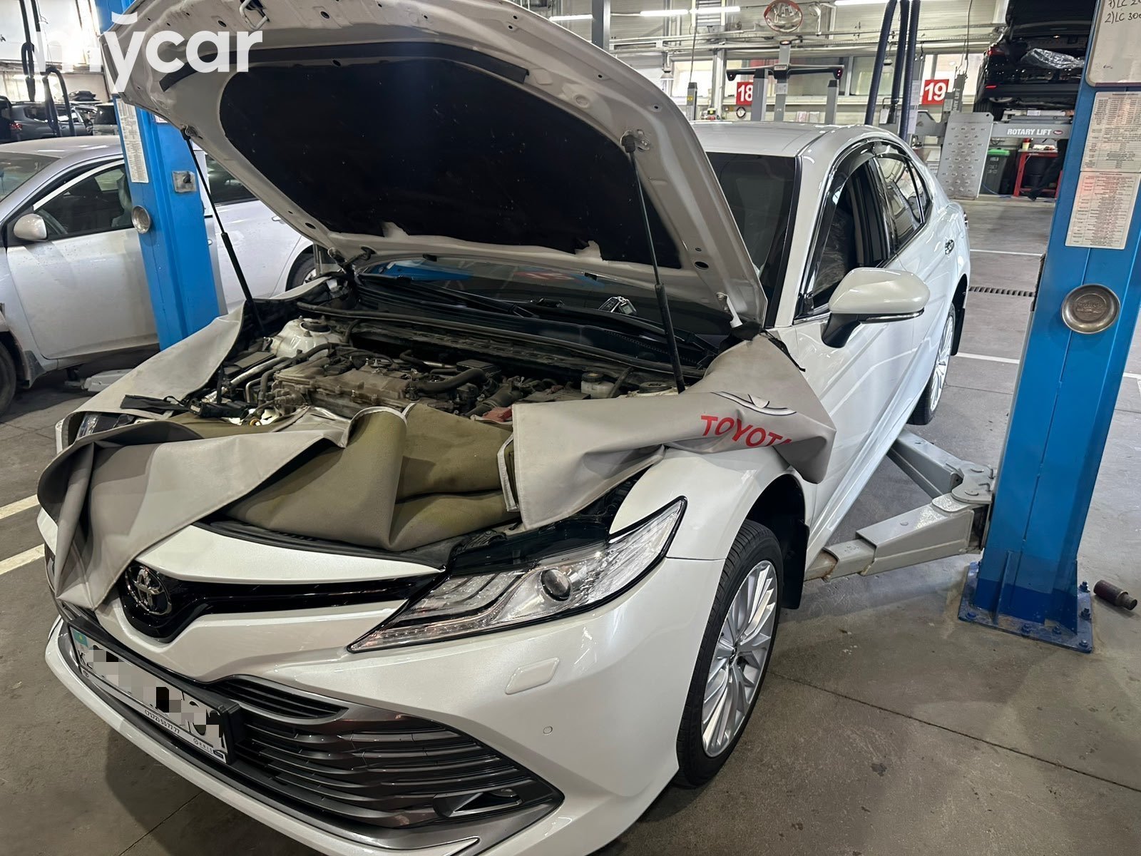 Toyota Camry 2019