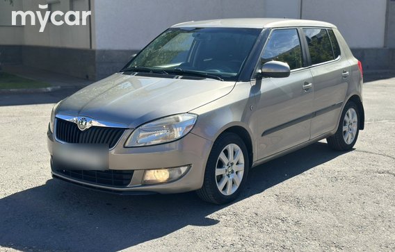 Skoda Fabia 2012