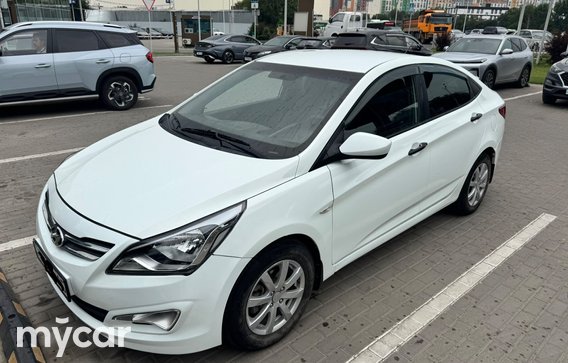 Hyundai Accent 2014