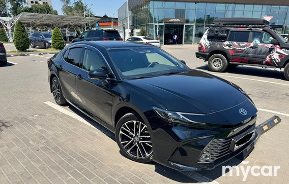 Toyota Camry 2024