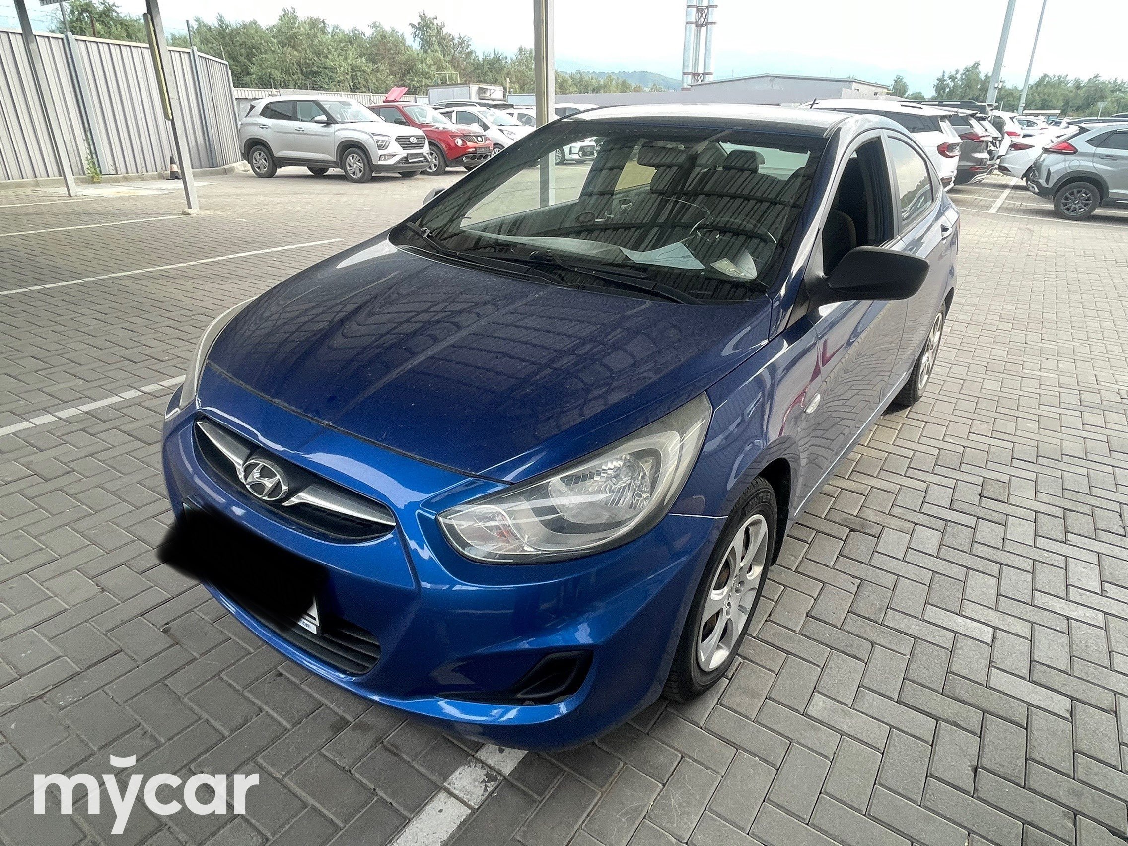 Hyundai Solaris 2012