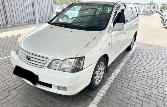 Toyota Gaia 1998