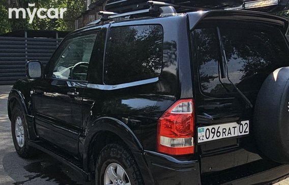 Mitsubishi Pajero 2006