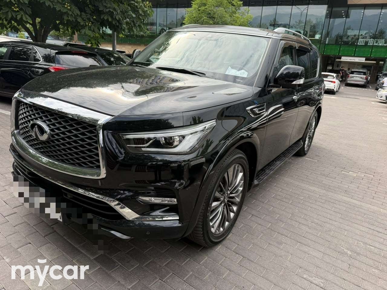 Infiniti QX80 2021
